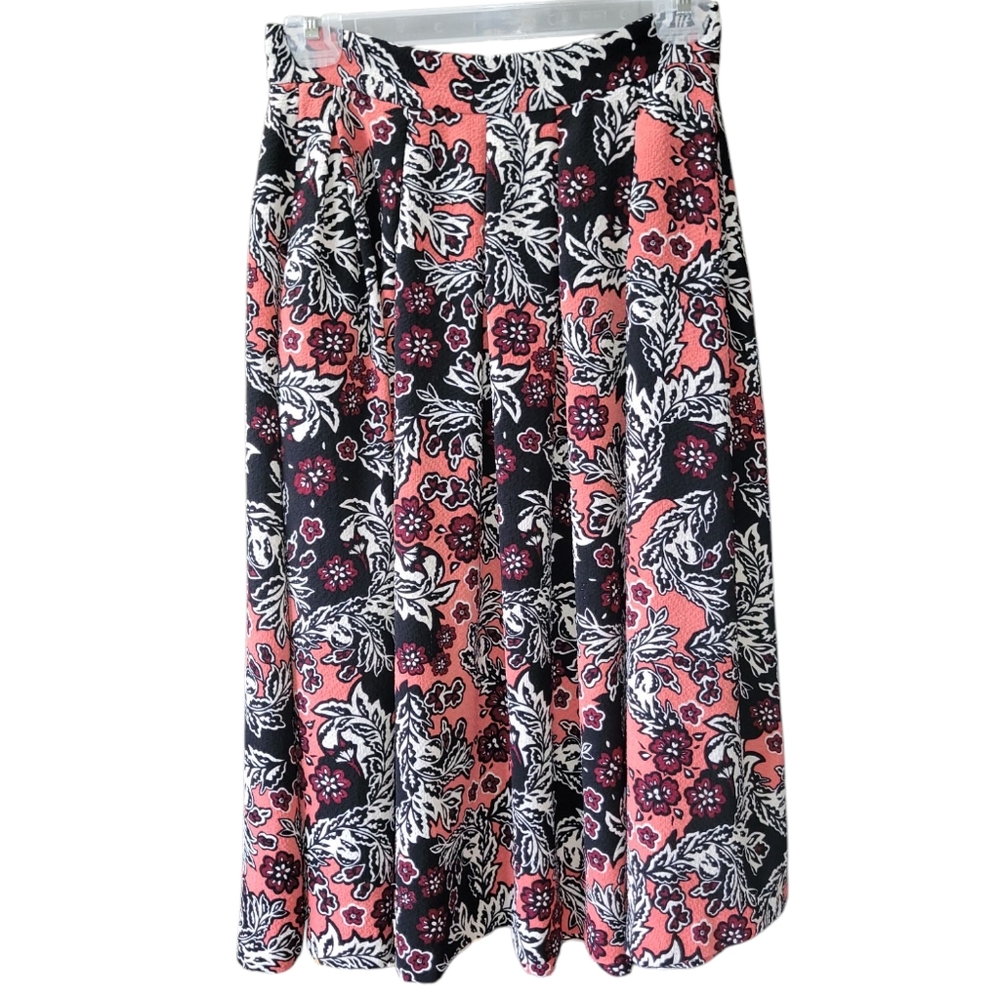 H&M floral multi-colored skirt with pockets Size 2